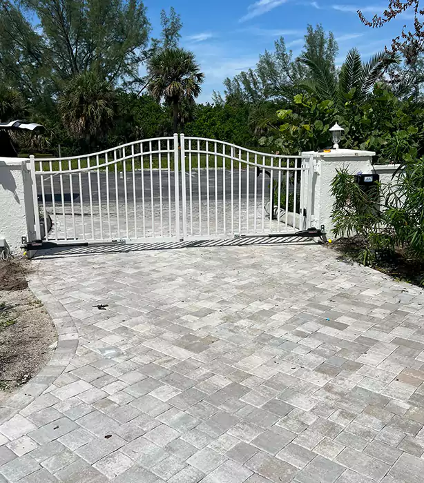Chain Link Gate Repair Paradise