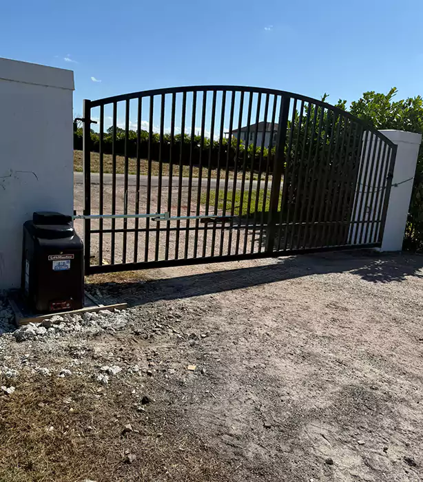 Residential Gate Repair Paradise