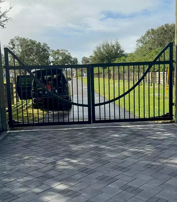 Swing Gate Repair Paradise